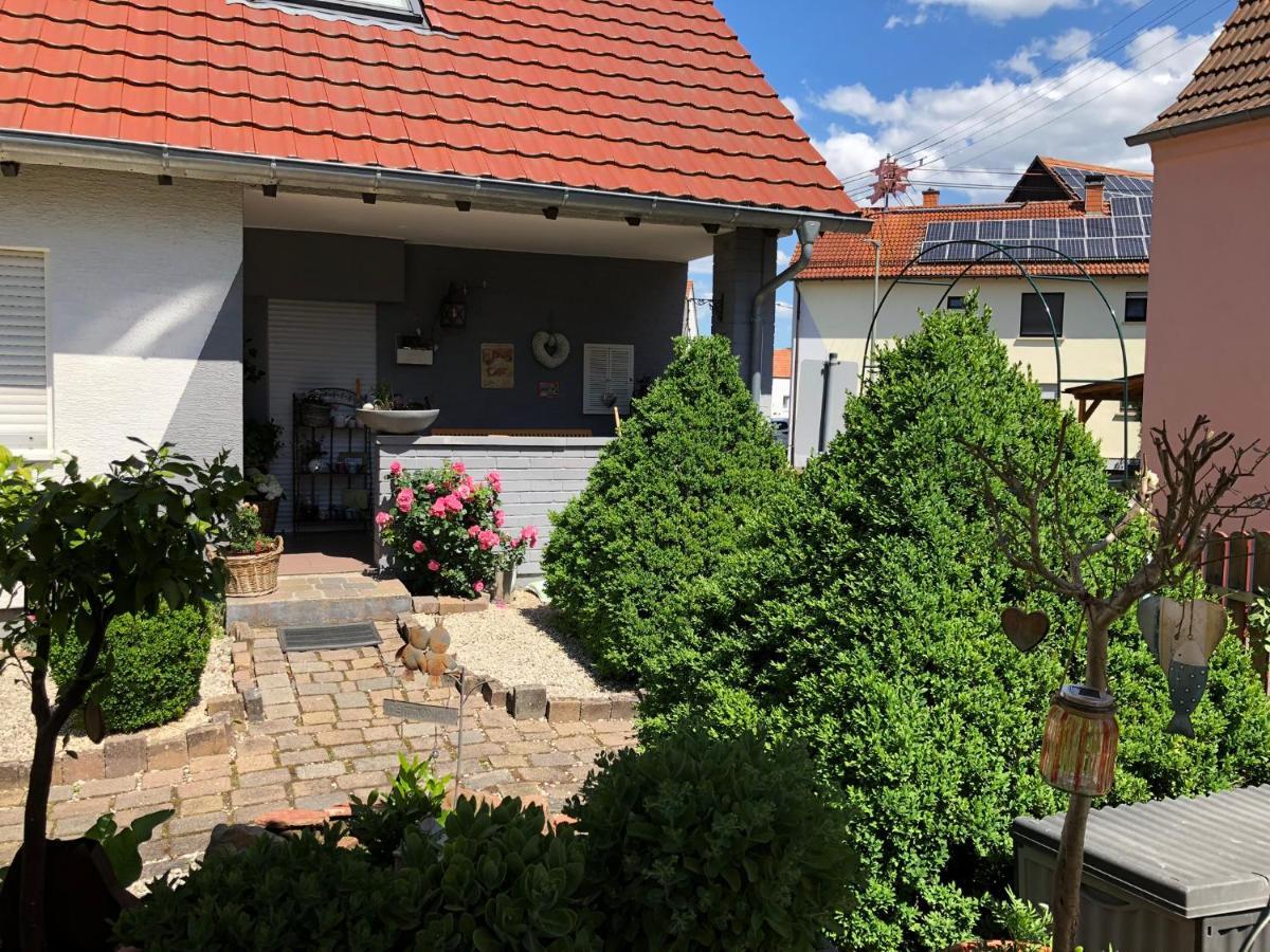 Ferien- Und Monteurswohnung Heilbrunnen Woerth am Rhein Kültér fotó